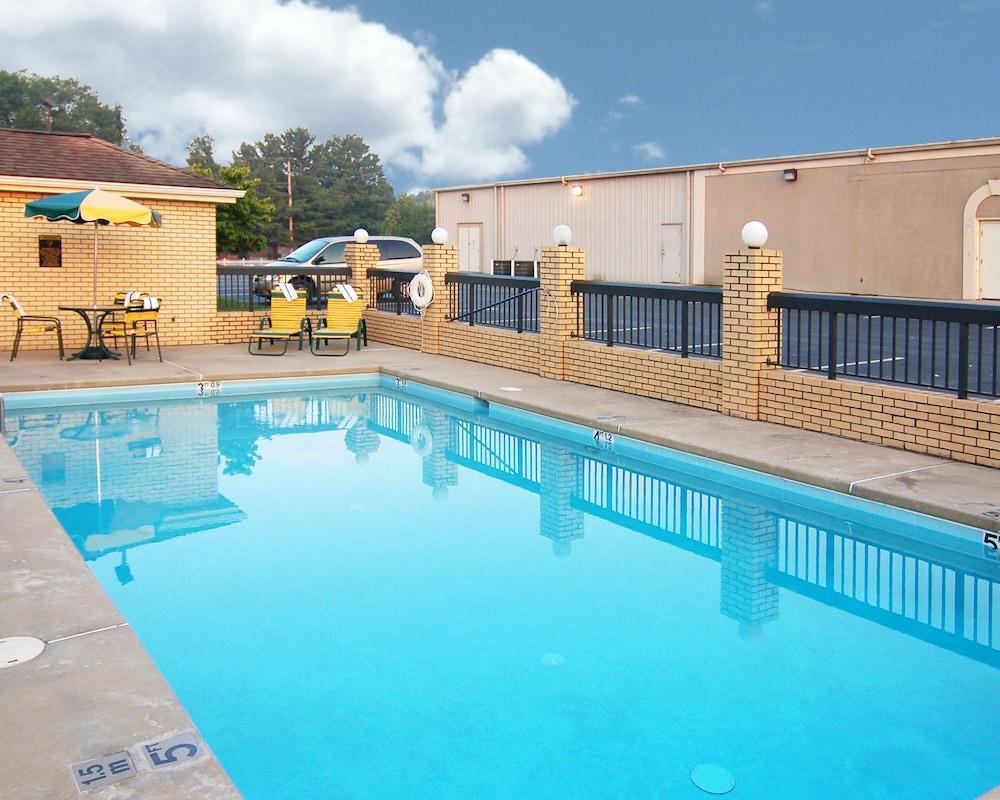 Quality Inn Salem - I-81 Exterior photo