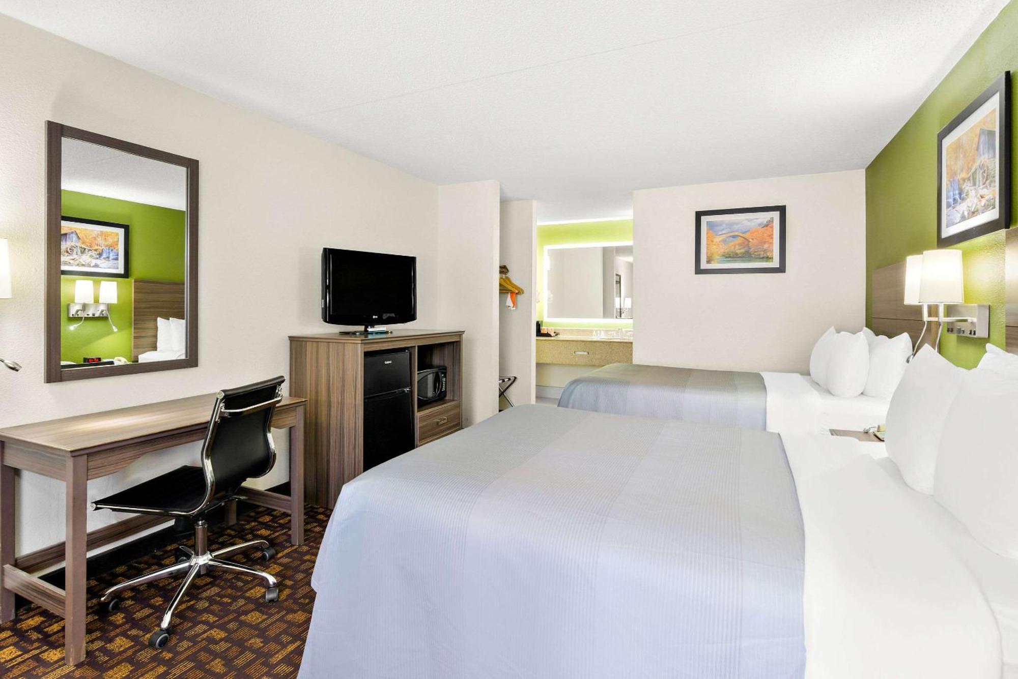 Quality Inn Salem - I-81 Exterior photo