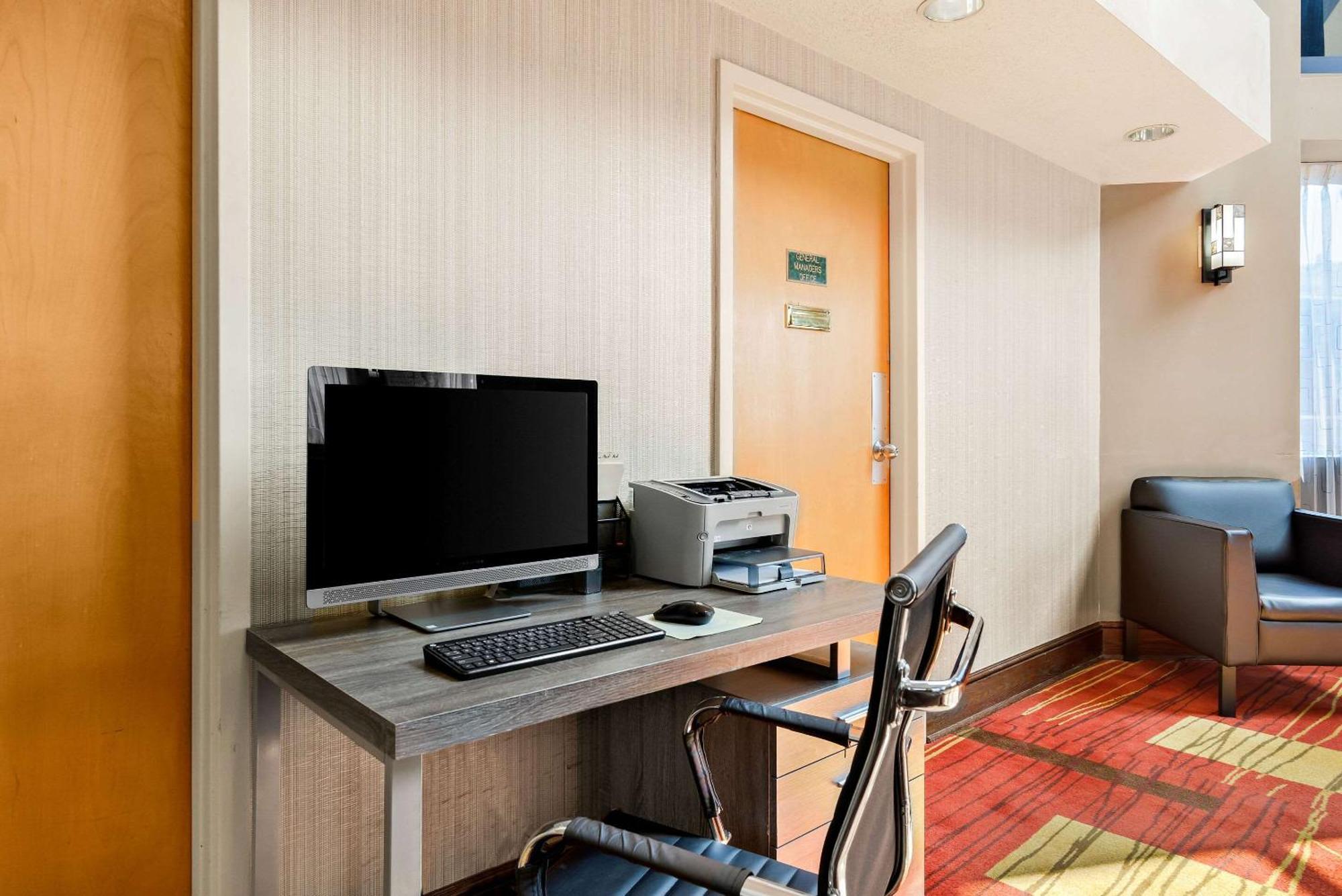 Quality Inn Salem - I-81 Exterior photo