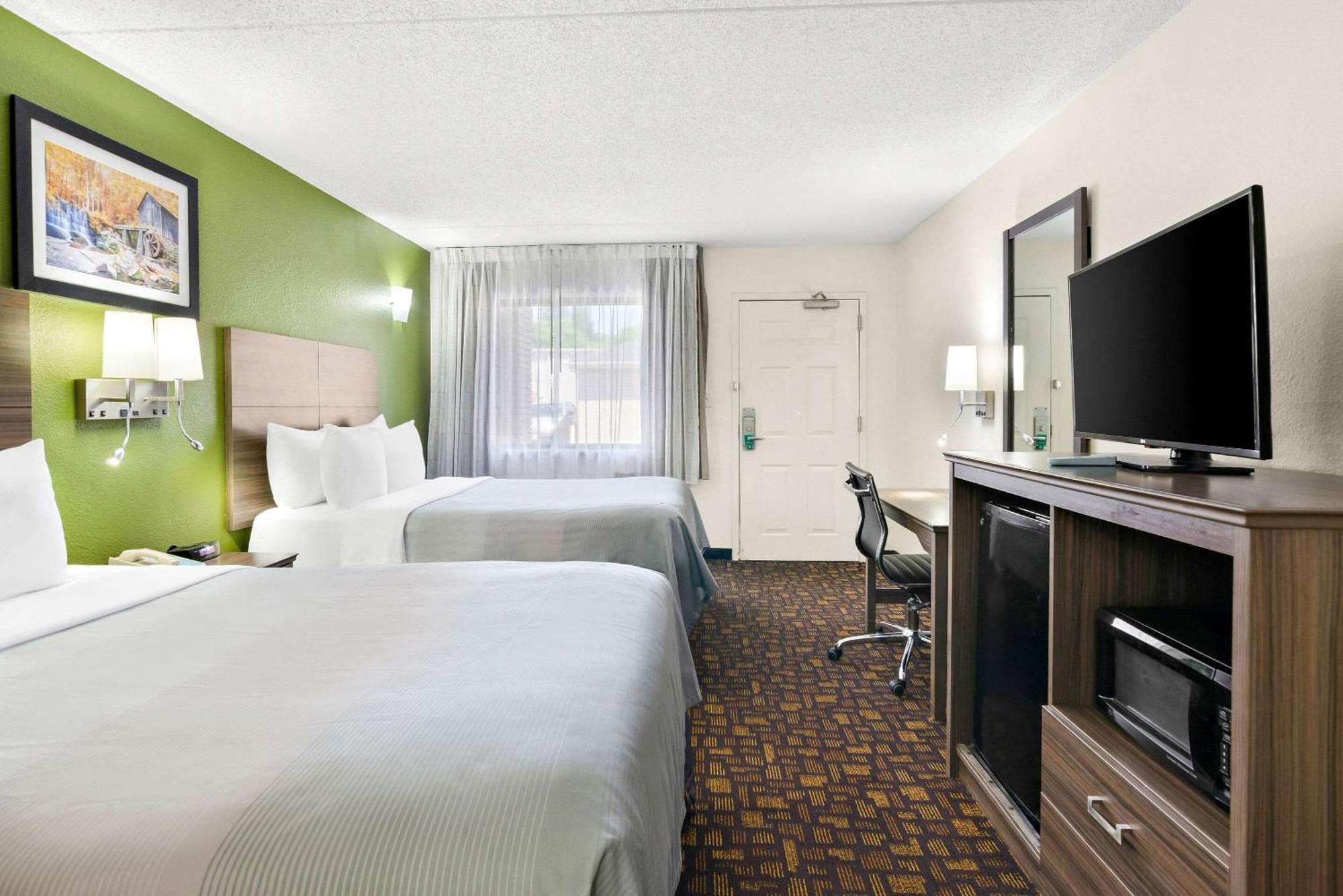 Quality Inn Salem - I-81 Exterior photo