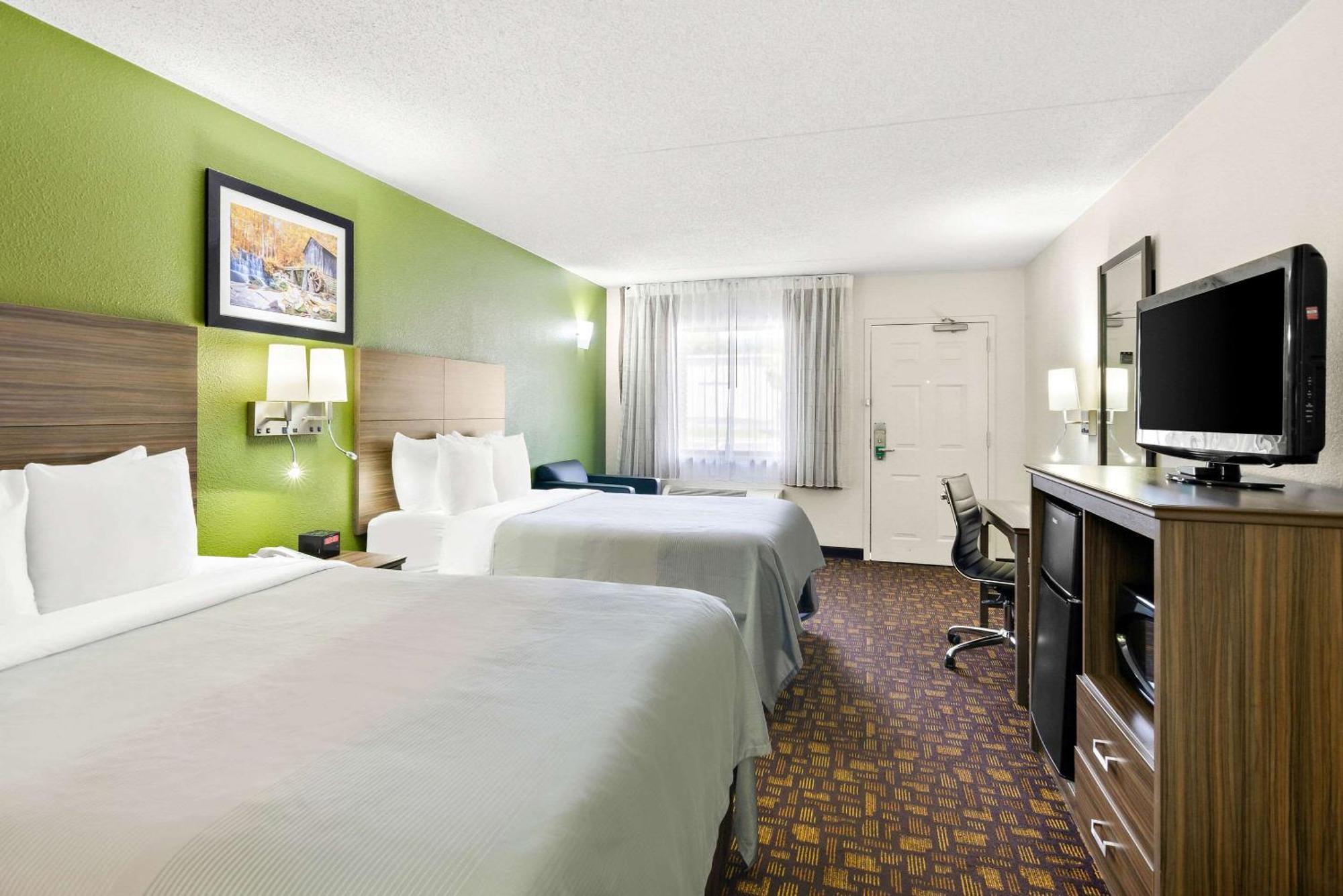 Quality Inn Salem - I-81 Exterior photo