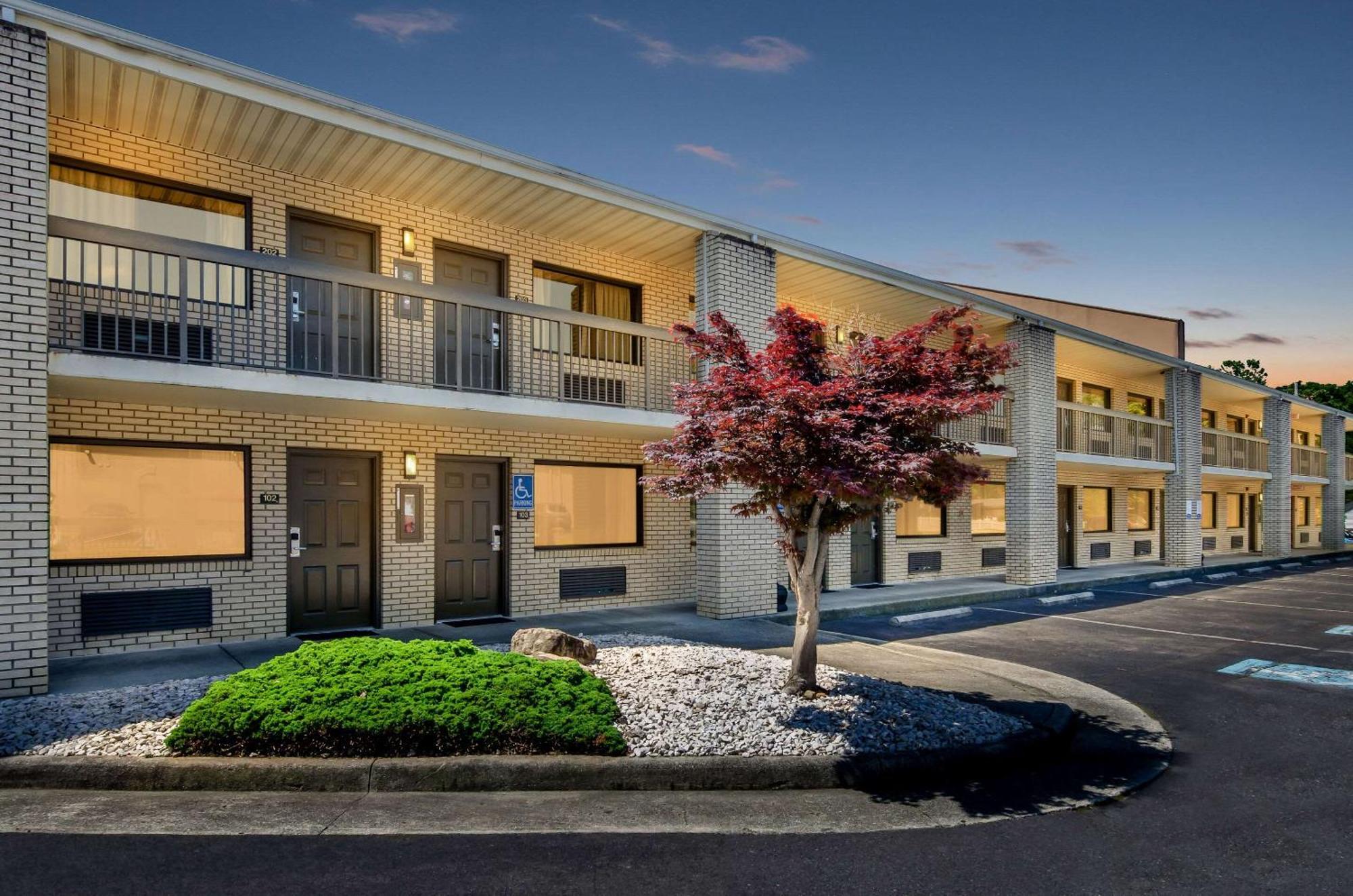 Quality Inn Salem - I-81 Exterior photo